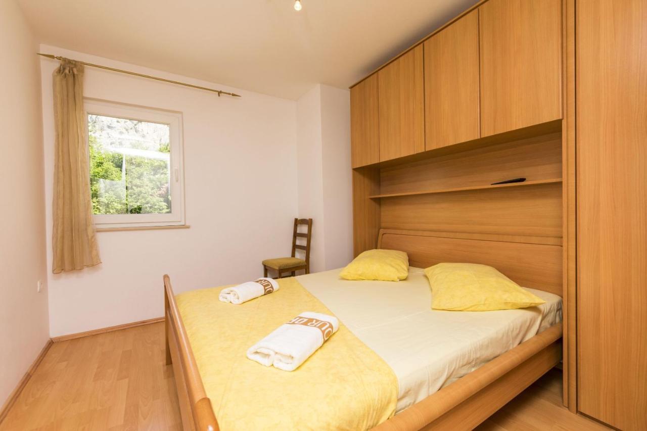 אומיס Apartments Mira מראה חיצוני תמונה